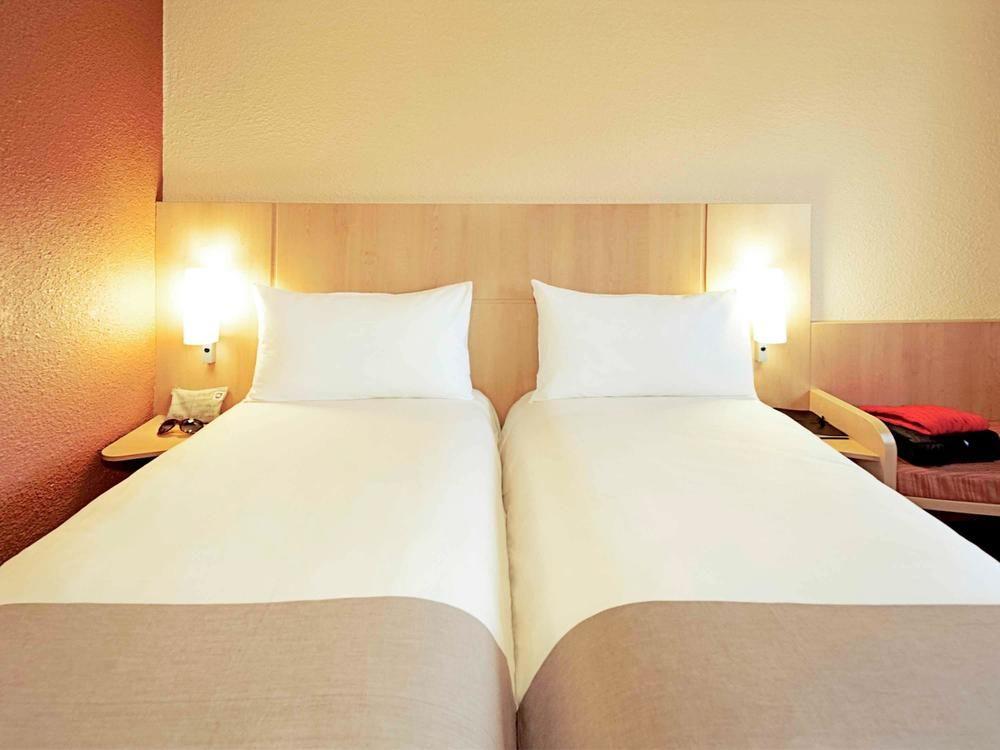 Ibis Koeln Frechen Hotell Exteriör bild
